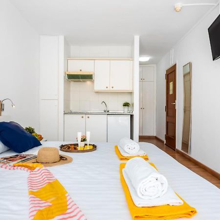 302 Modern, Light, Comfortable Studio With Swimming Pool Playa de las Américas Exterior foto