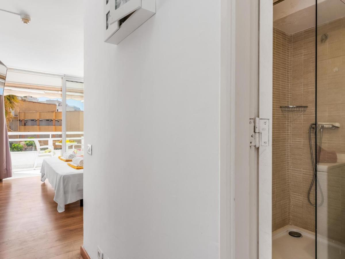 302 Modern, Light, Comfortable Studio With Swimming Pool Playa de las Américas Exterior foto